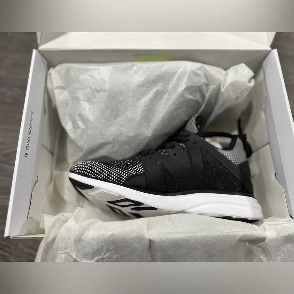 NWT-In Box APL Women's Ascend Sneakers - Picture 5 of 8
